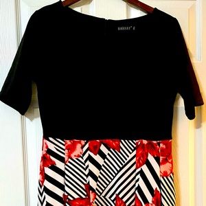 2xl Floral/ Black dress with pockets